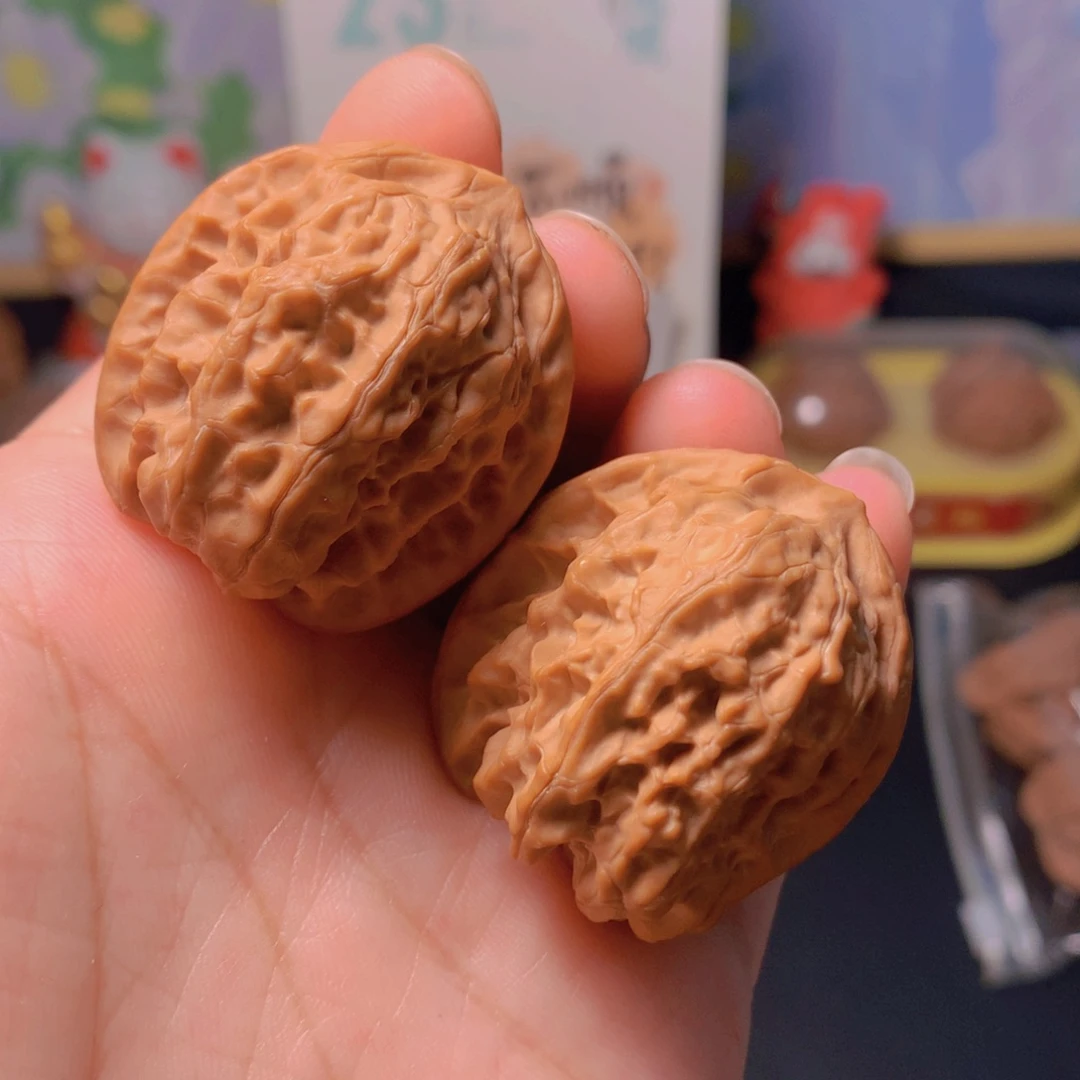 文玩核桃吊坠磐石35