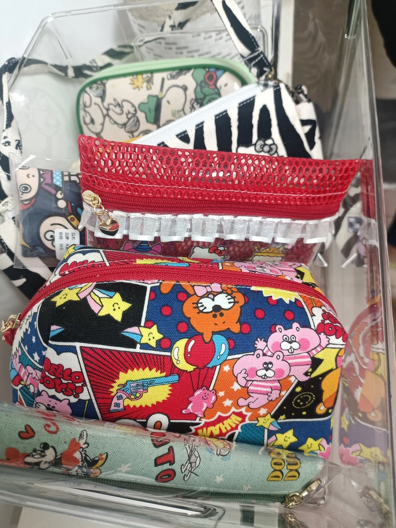 立体款便携式手包款格子化妆包卡通印花钥匙包手机包