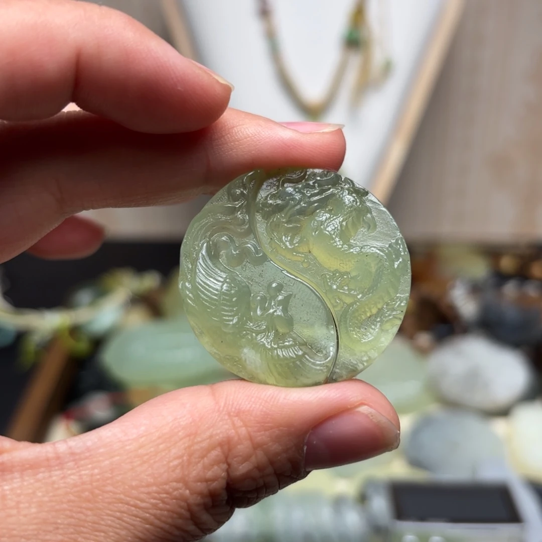 蛇纹石玉合金颈饰