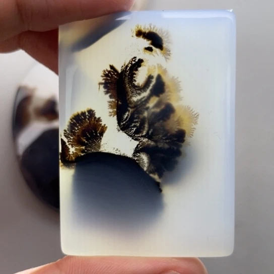 玛瑙/玉髓颈饰未镶嵌夏*哎