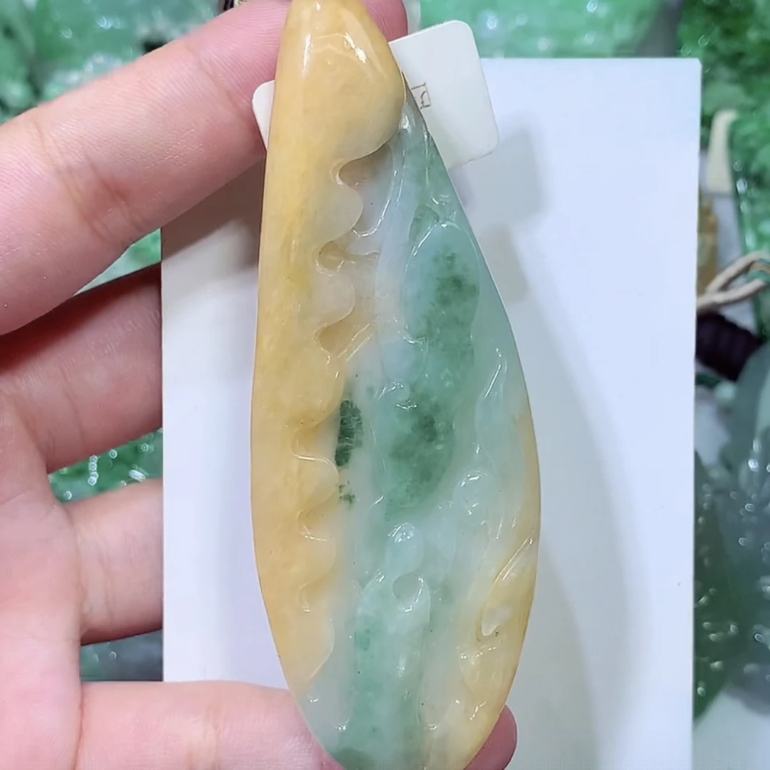 缅甸天然A货翡翠黄加绿悟道吊坠