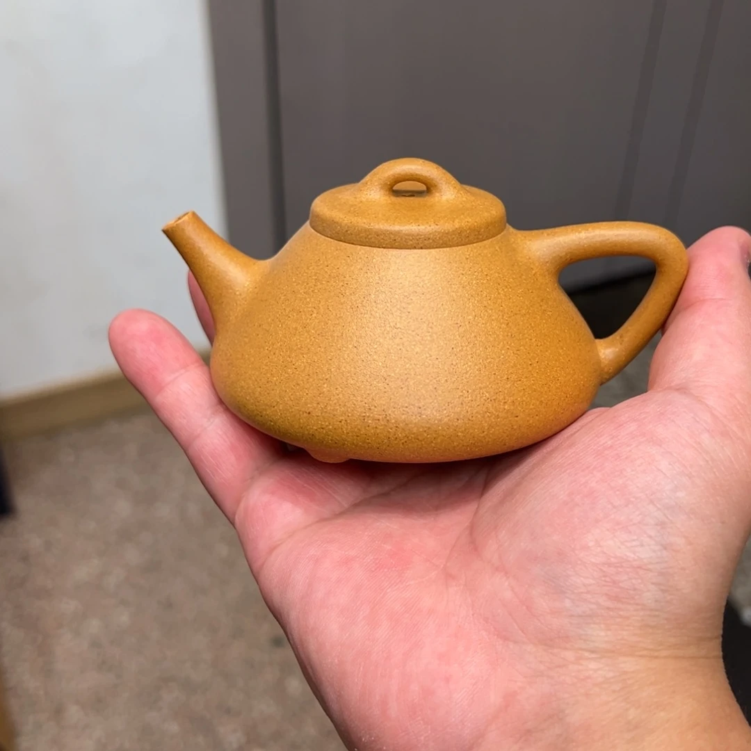 茶壶紫砂150cc黄金段子冶