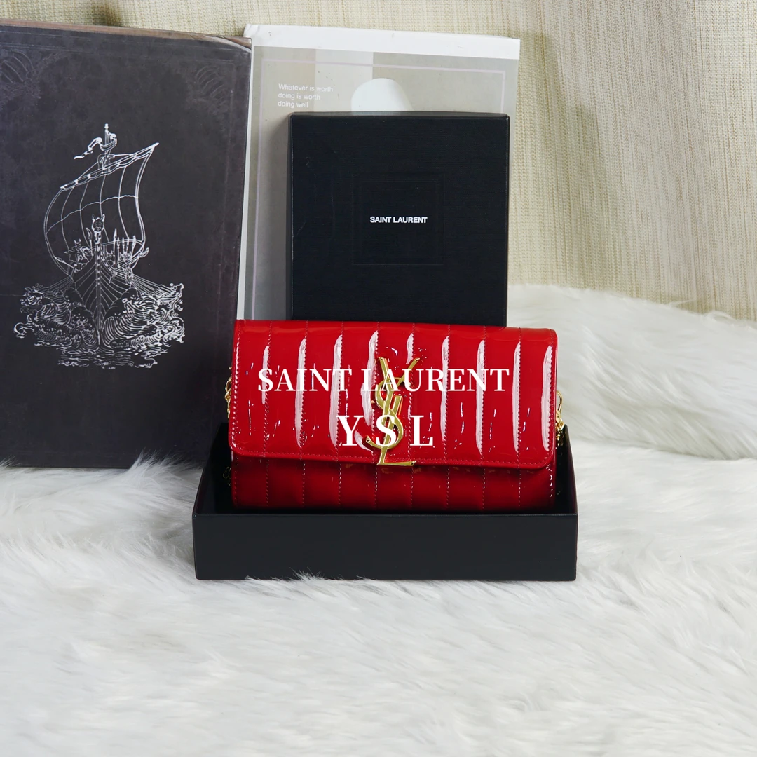 95新 YSL/圣罗兰 红金字母漆皮链条钱包/EE04118821/8821