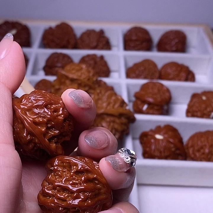 *****文玩核桃吊坠文网独播