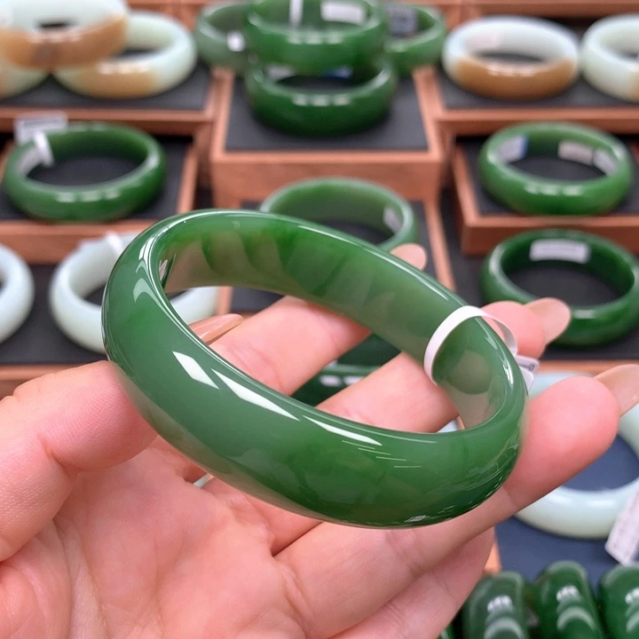 未镶嵌手镯和田玉（碧玉）6162圈口