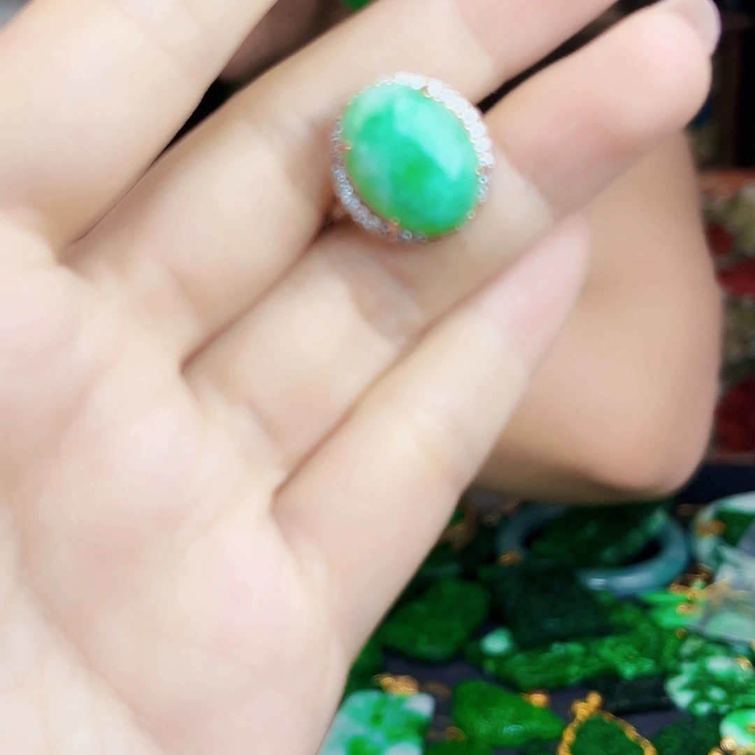 翡翠银S925镶嵌颈饰多样性