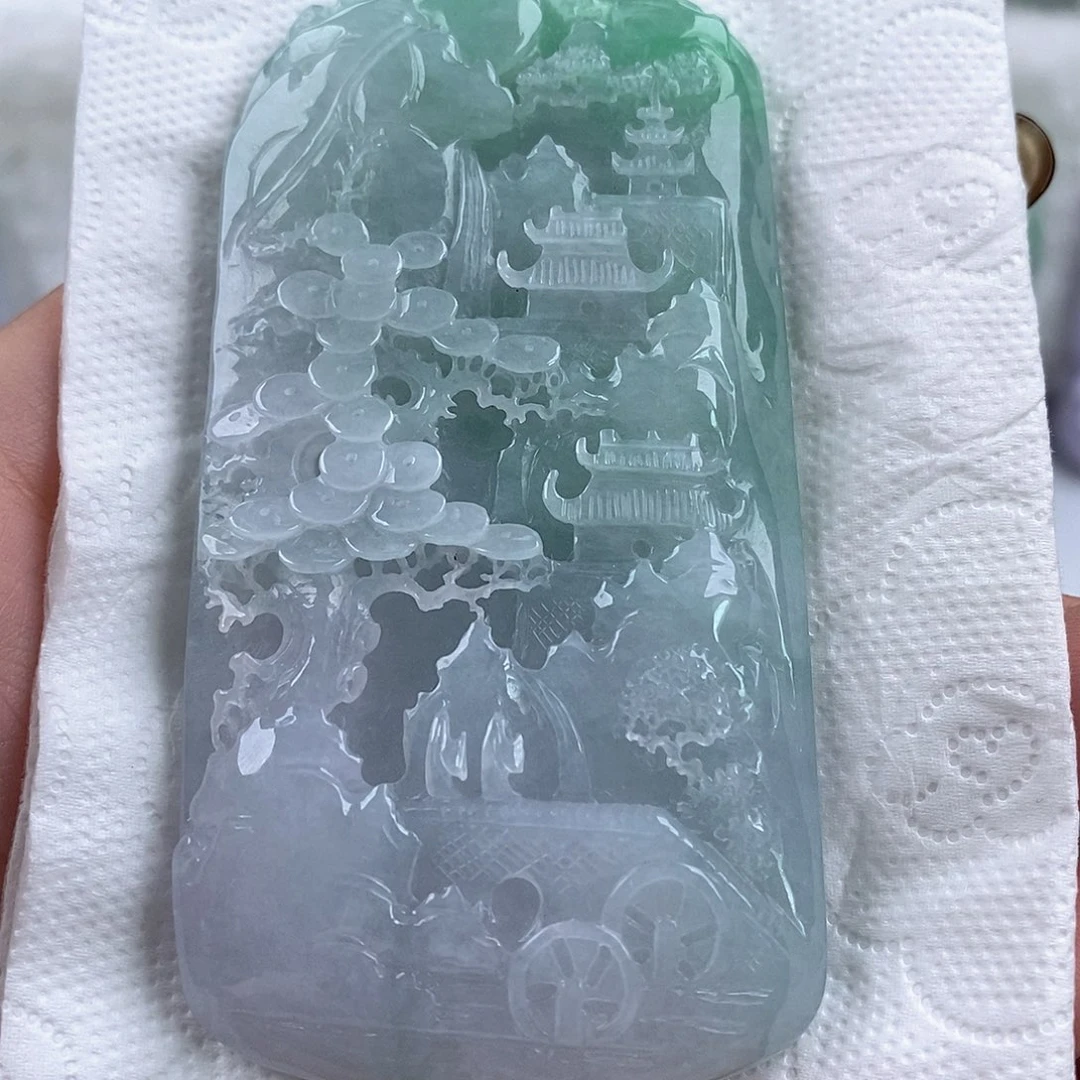 翡翠未镶嵌颈饰翡翠