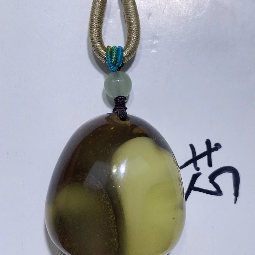 定制琥珀未镶嵌蜜蜡