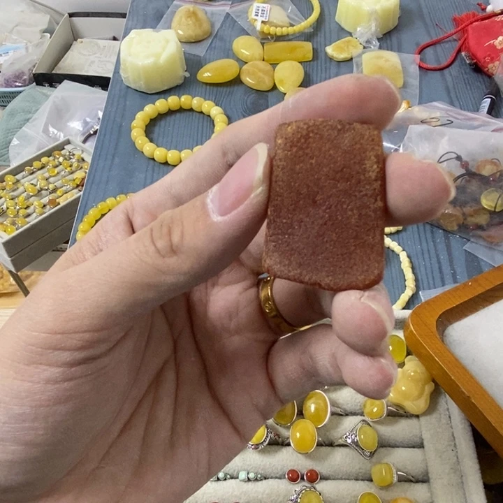 蜜蜡裸石未镶嵌喵***?吊坠