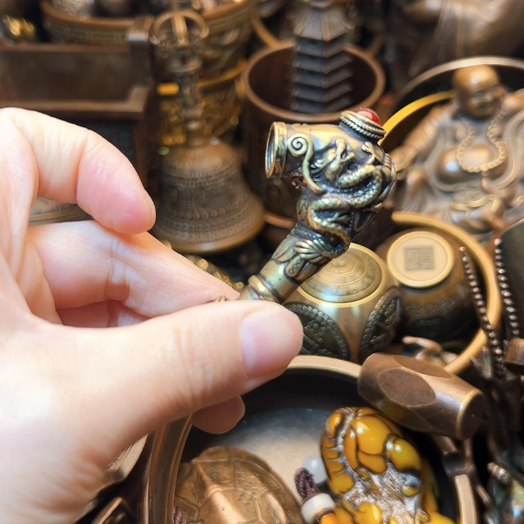 精美铜器工艺品等