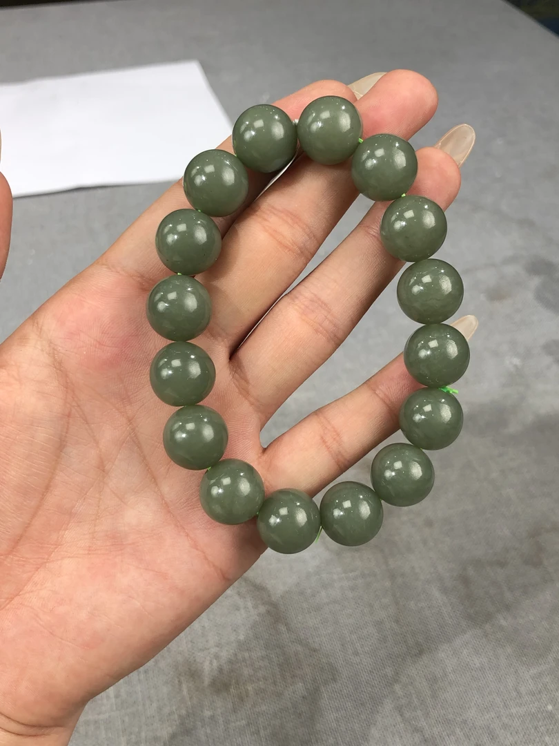 天然和田玉手串时尚