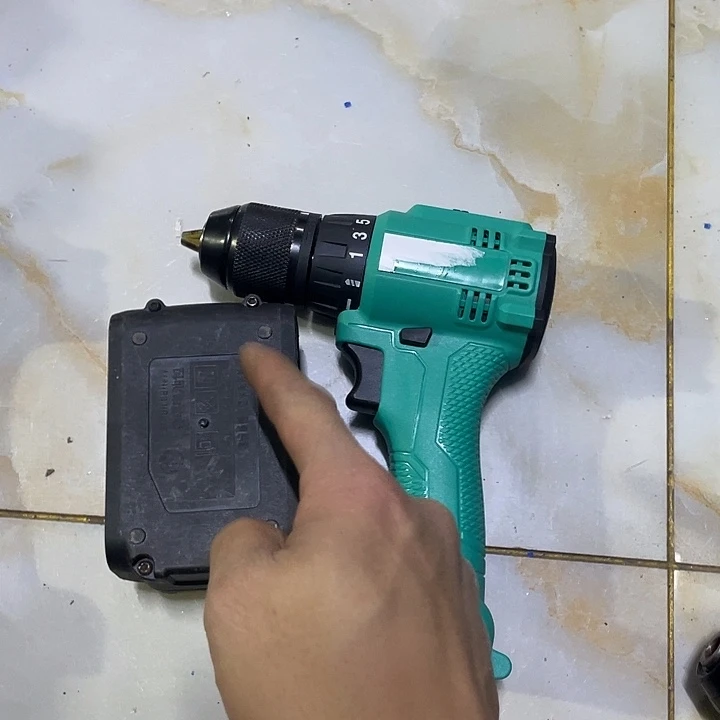 59带电池电钻9999999