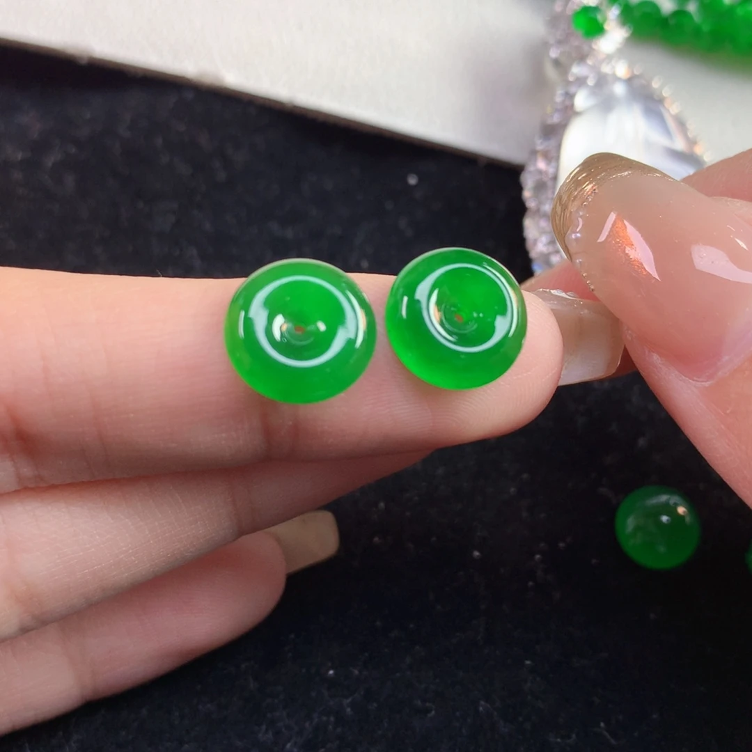 翡翠裸石10.5/2.40翡翠