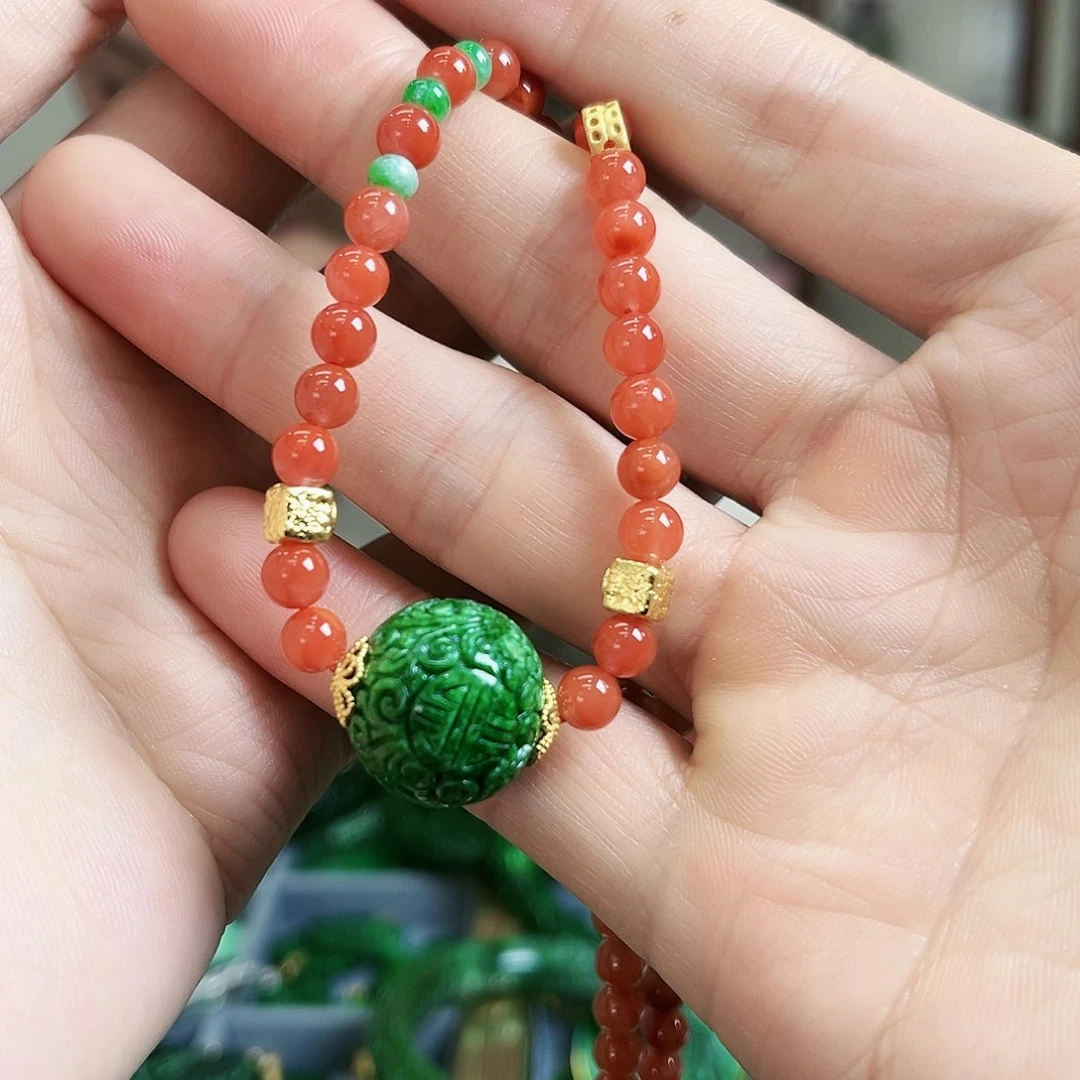 翡翠颈饰未镶嵌项链