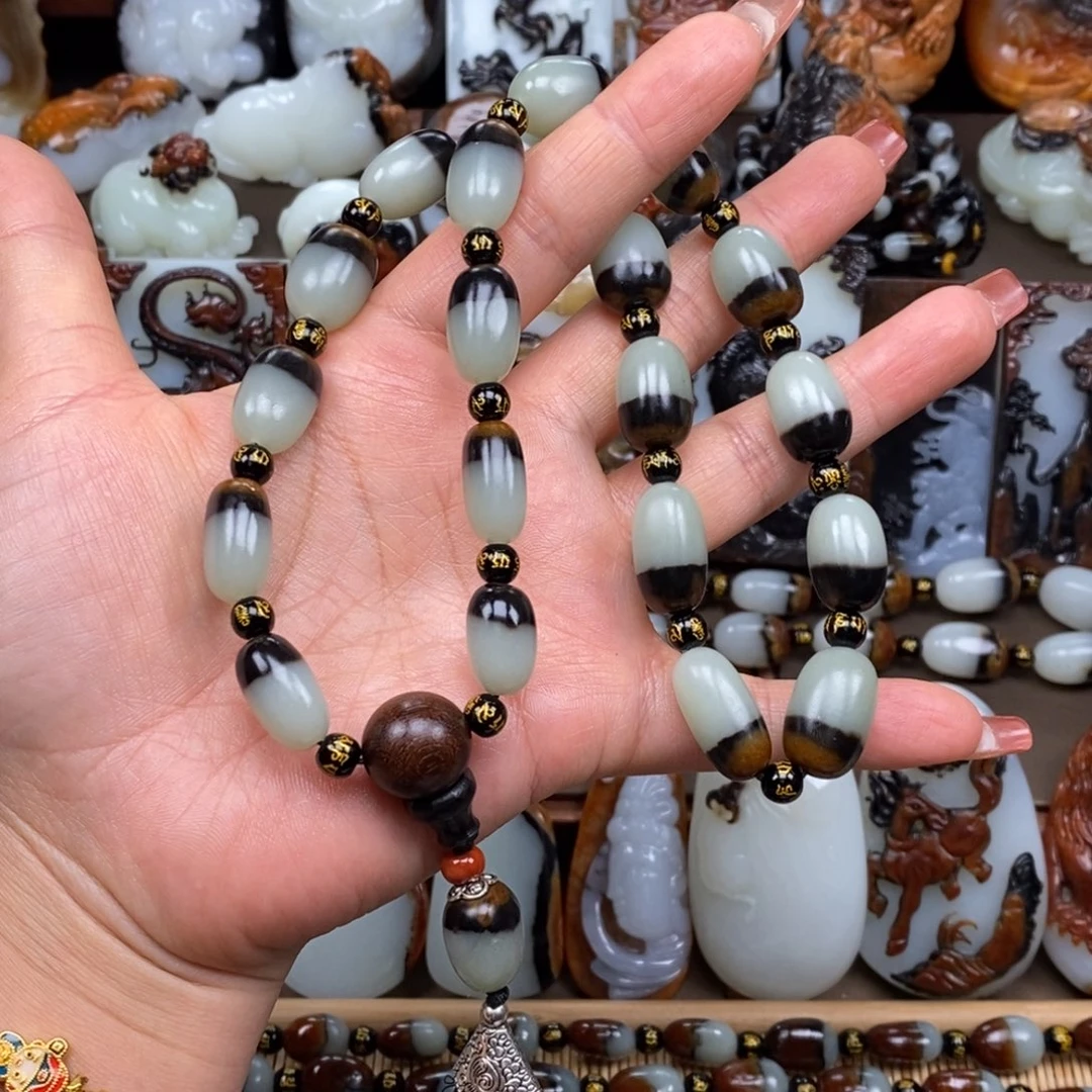 颈饰未镶嵌和田玉贝*爷