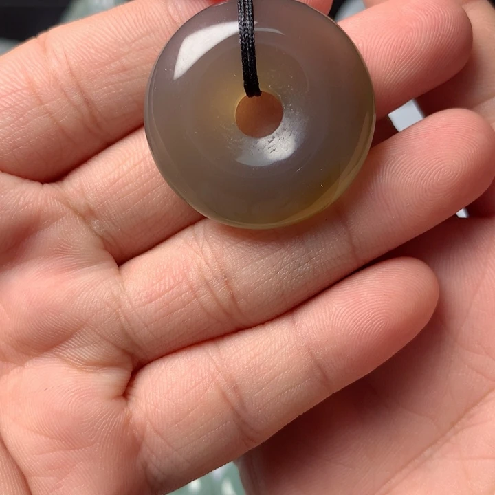 未镶嵌颈饰玛瑙/玉髓随机发