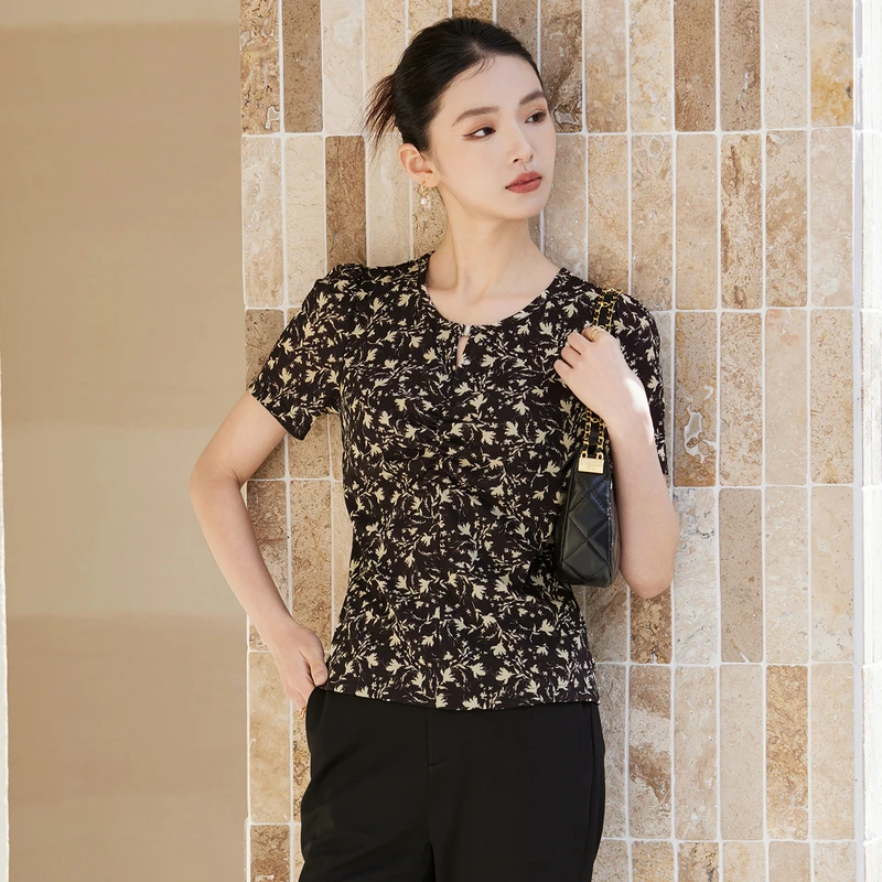 风笛2025夏季新款碎花短袖小衫女圆领轻薄法式气质短款垂感小衫