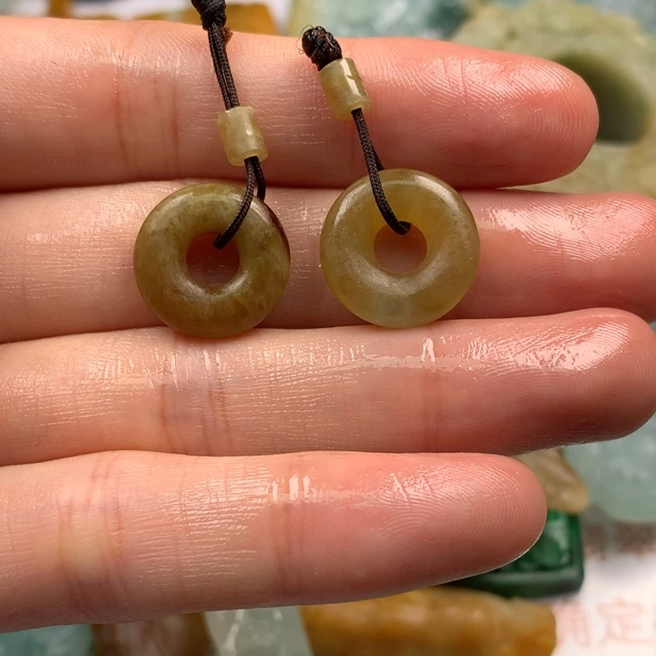 胖***妈未镶嵌定制翡翠翡翠