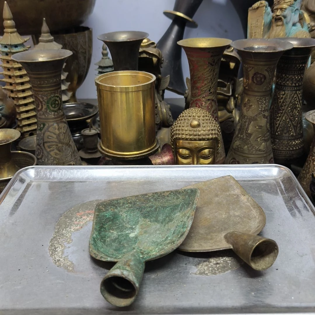 回****子铜器38.666666666666