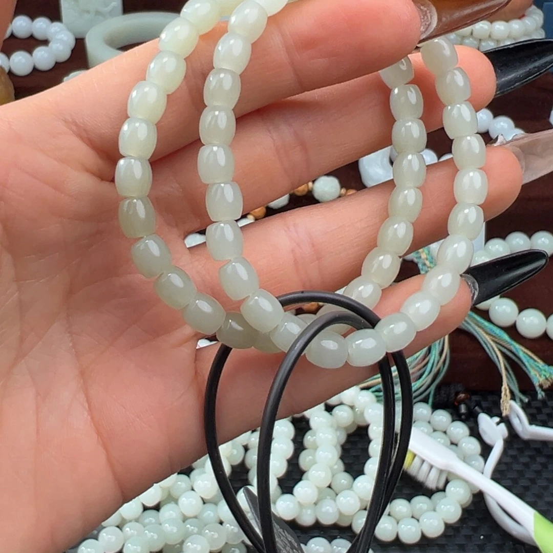 和田玉未镶嵌手链