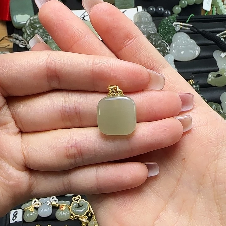 颈饰银S925镶嵌和田玉