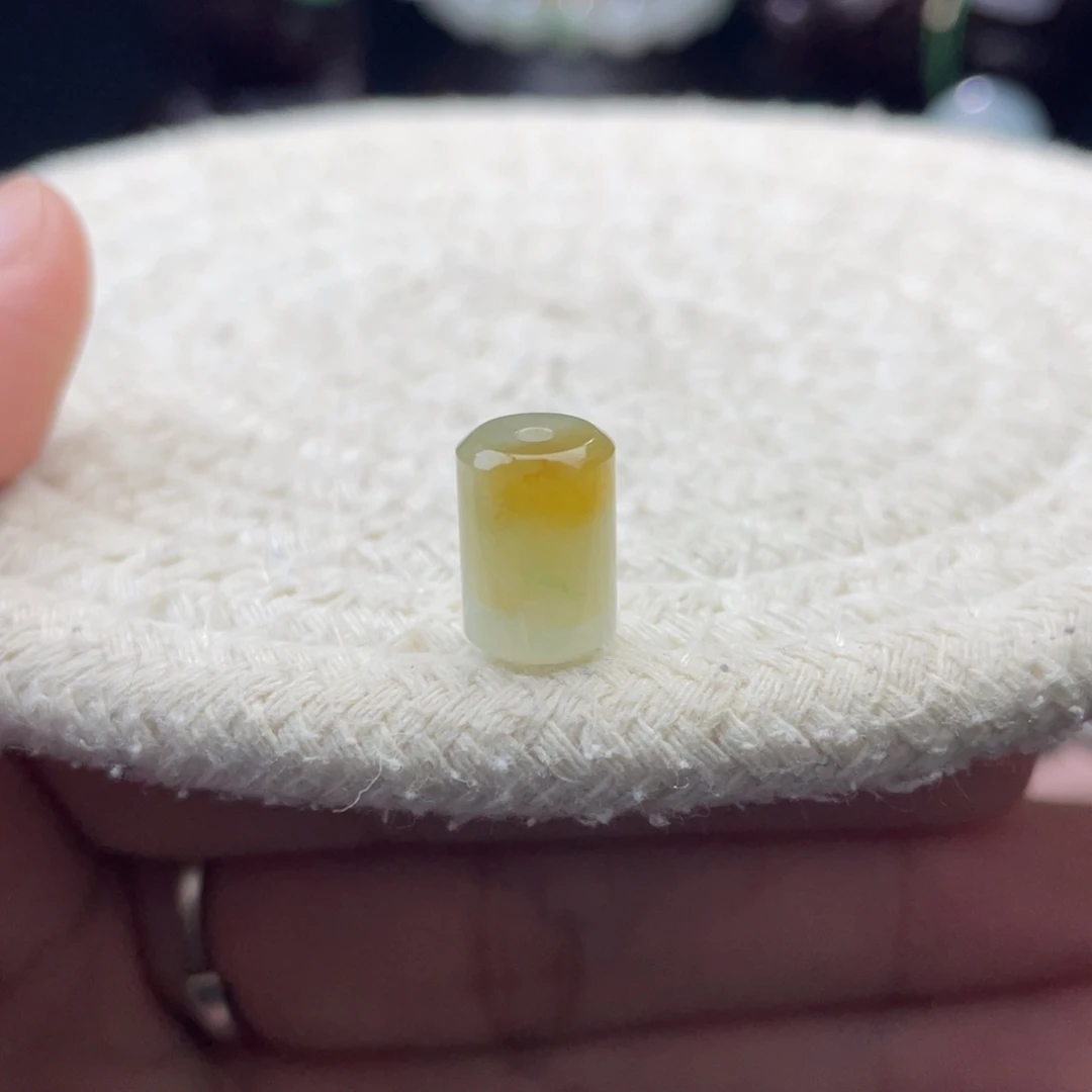 散珠翡翠特色冰黄飘小花桶珠卡8-11.4mm