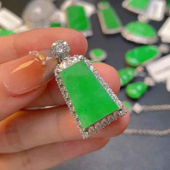 翡翠银S925镶嵌颈饰