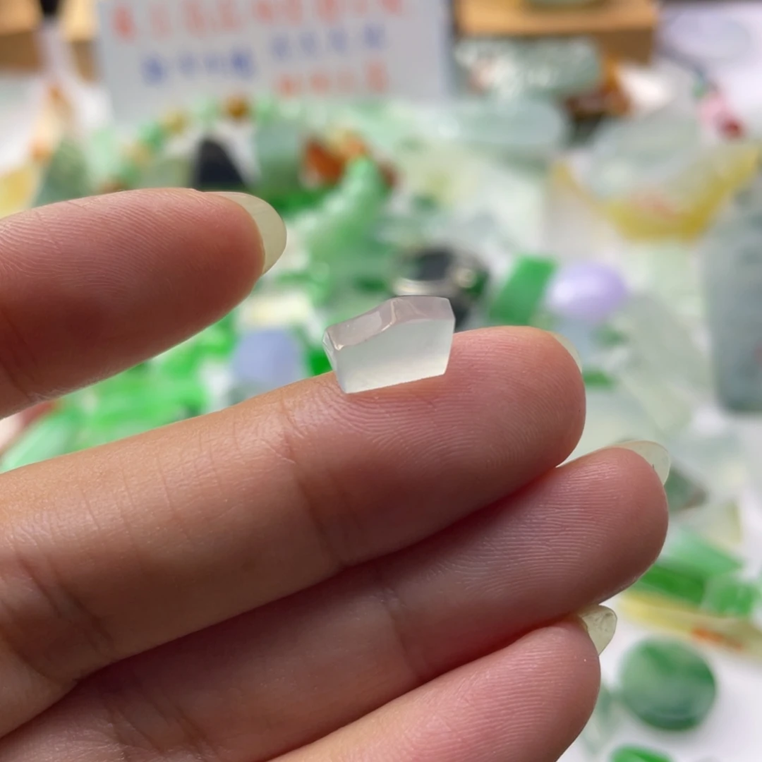 定制翡翠未镶嵌天然缅甸翡翠