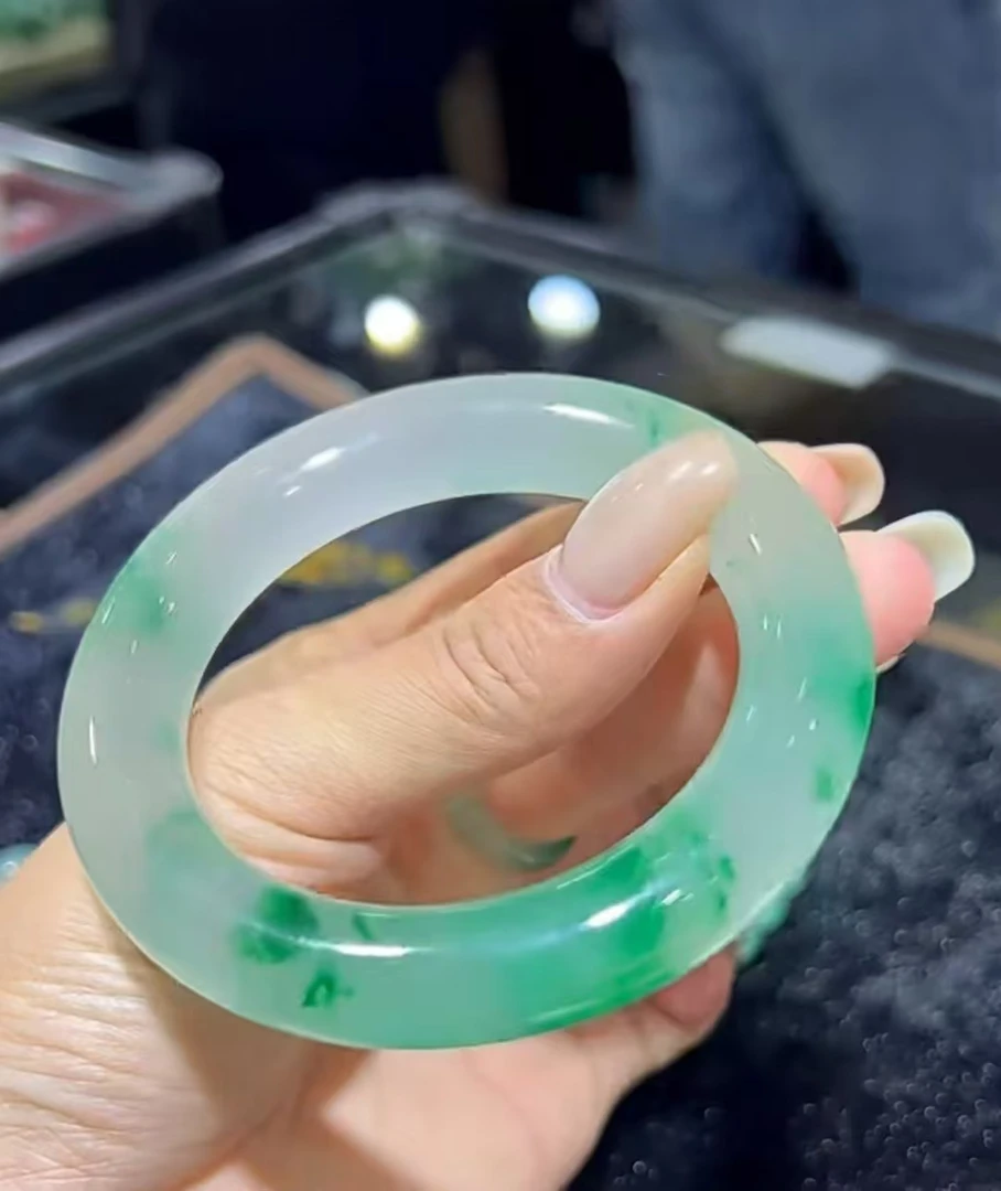 高端非洲翠圆条手镯