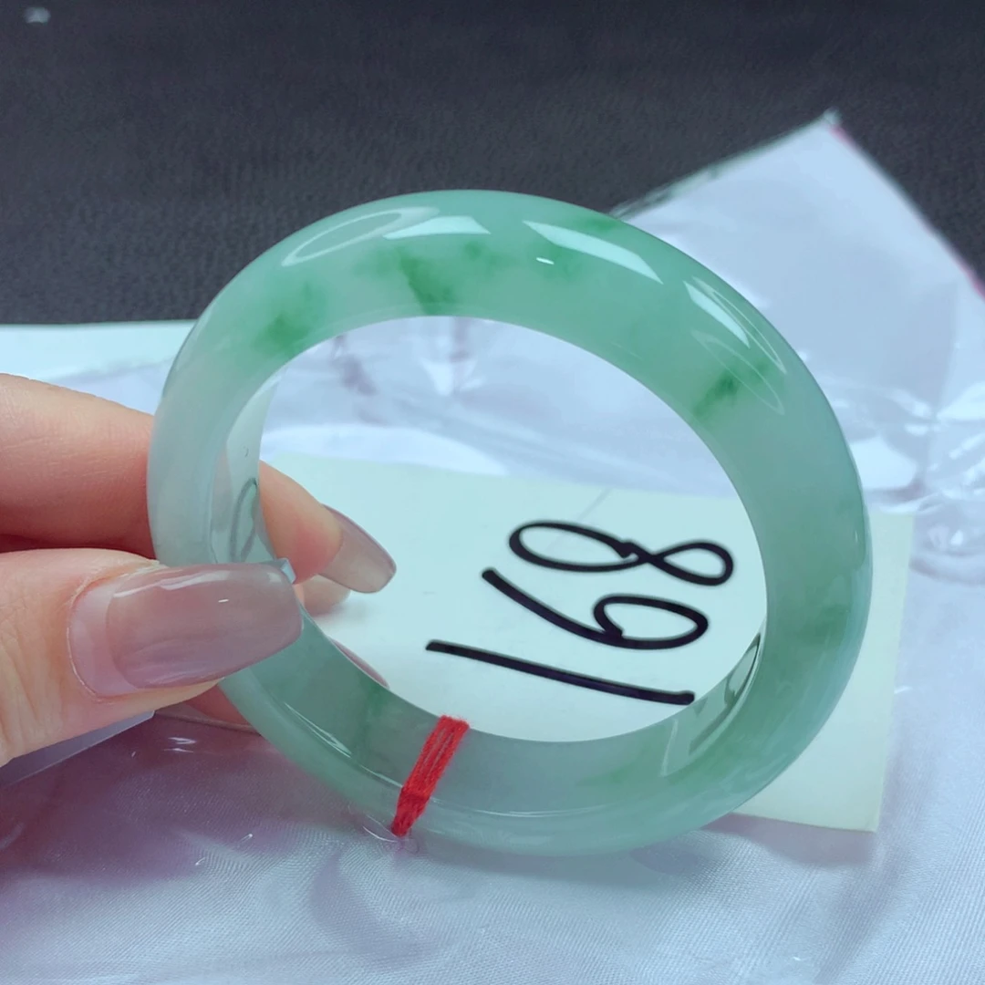 翡翠手镯未镶嵌手镯52