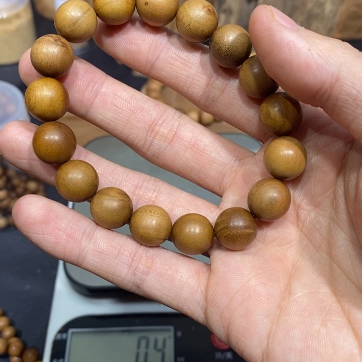 木保真印度老山檀香正区瑕疵1.2，单圈