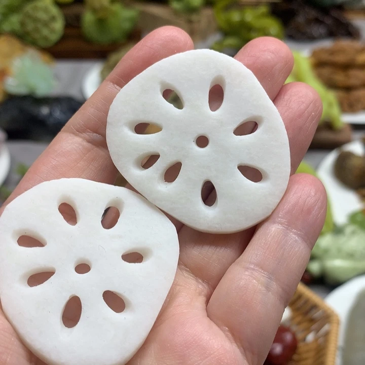 蛇纹石玉手把件未镶嵌刘*兰