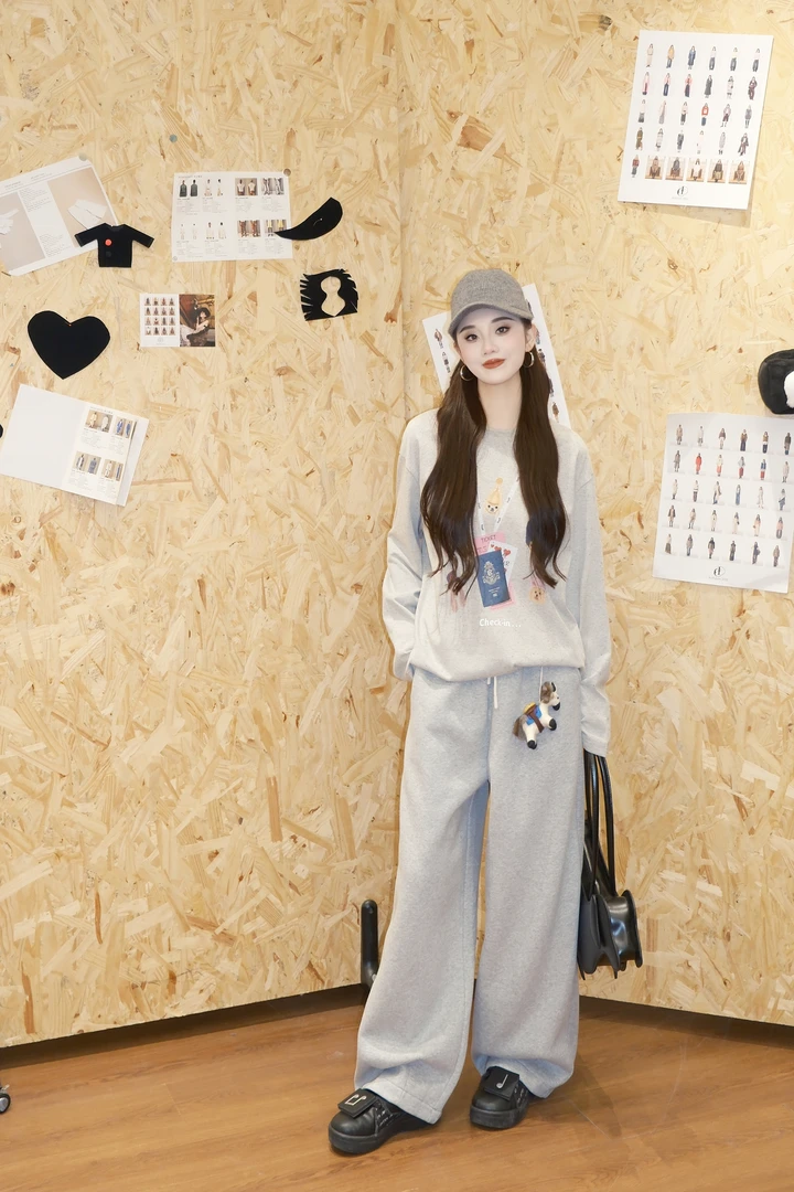 【YJXD】TBAMZ·美式复古小狗身份证立体印花长袖T75T809卫衣休闲