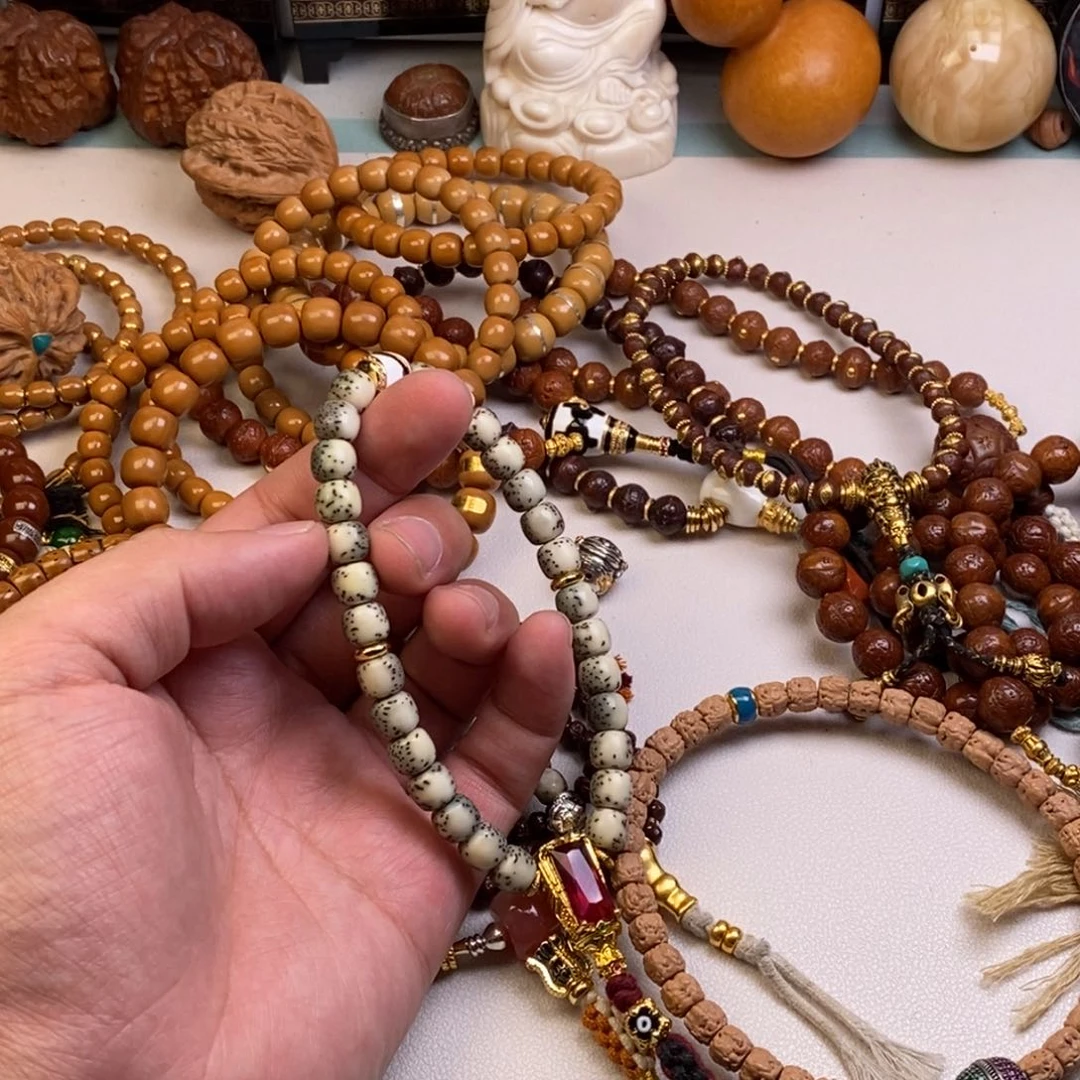 星月菩提吊坠。。。。。。。。。。。