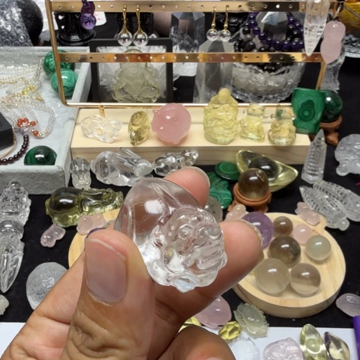 未镶嵌颈饰水晶水晶