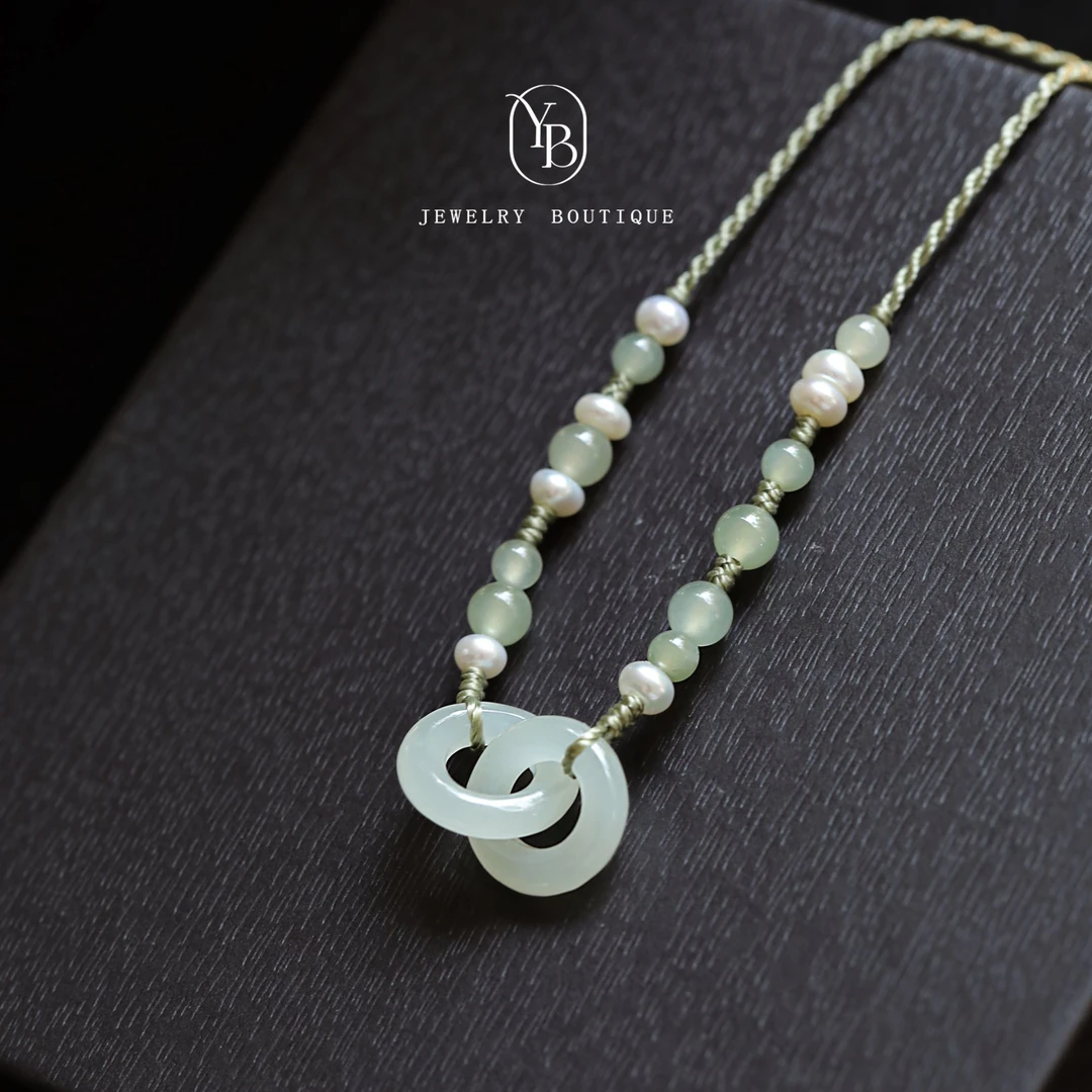 环环相扣和田玉吊坠编绳项链高级感小众设计百搭玉坠女士首饰