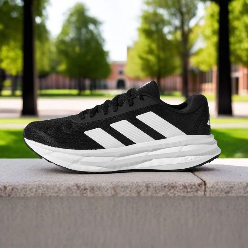 阿迪达斯跑步鞋男秋季网面透气运动鞋子男舒适减震玩球穿搭休闲鞋