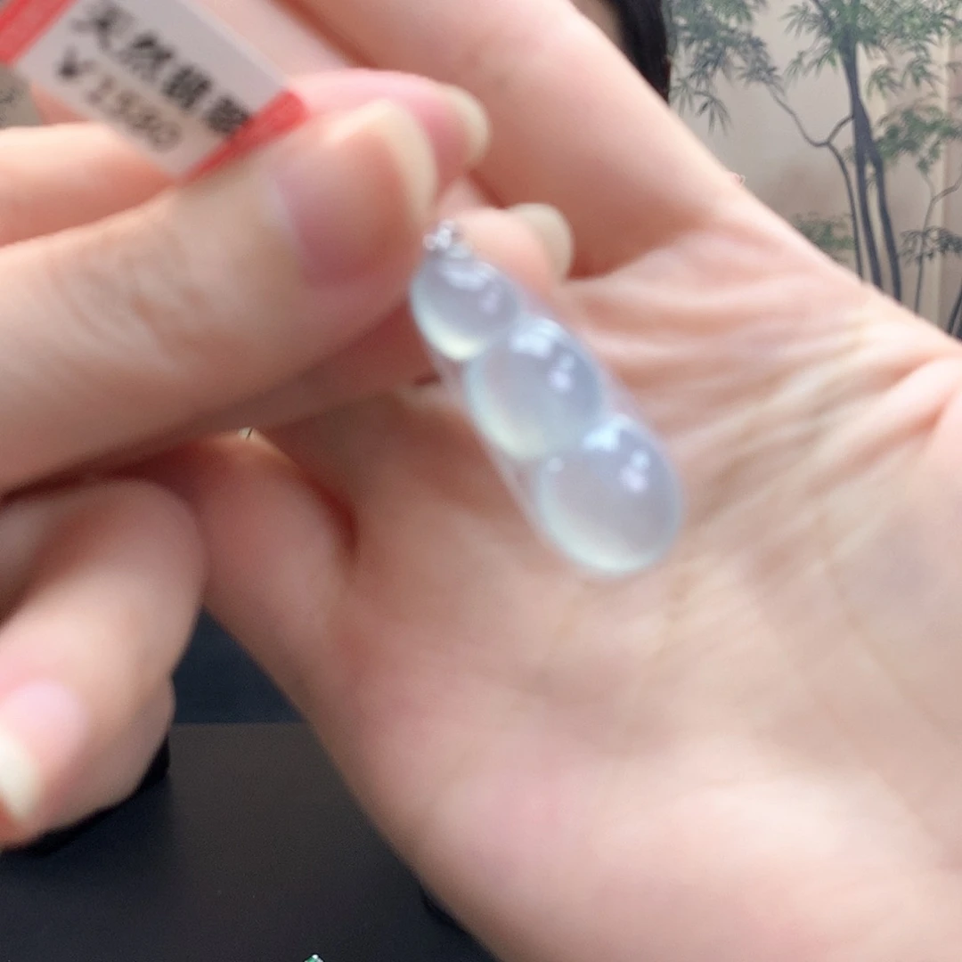 翡翠18K金镶嵌项链