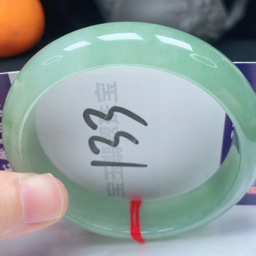 翡翠手镯未镶嵌58圈口