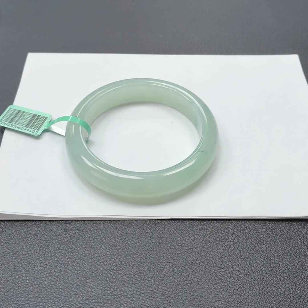 翡翠未镶嵌手镯翡翠