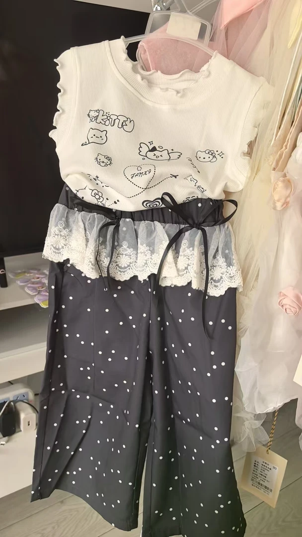 女童夏季套装2025新款儿童卡通印花木耳边背心上衣蕾丝拼接休闲裤