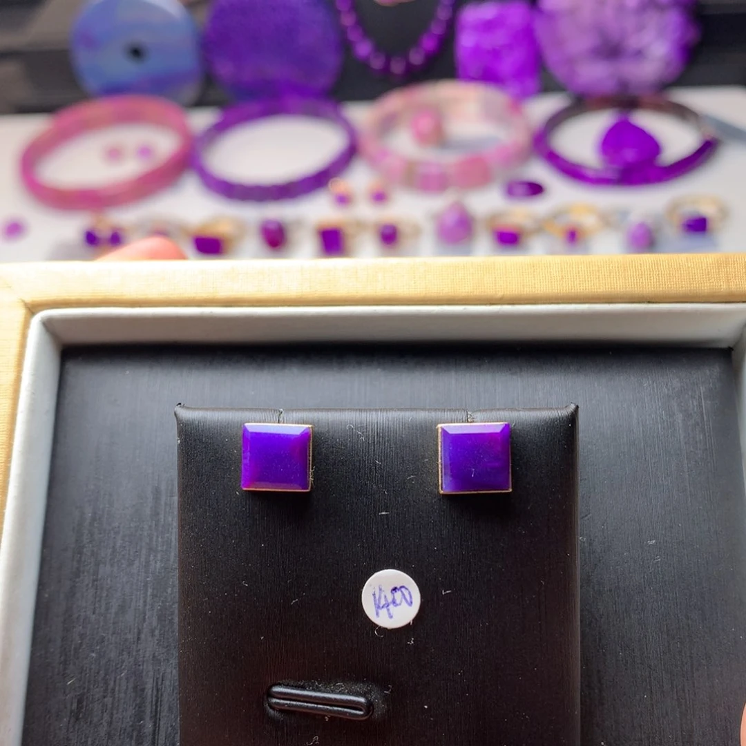 苏纪石（舒俱来）耳钉18K金镶嵌