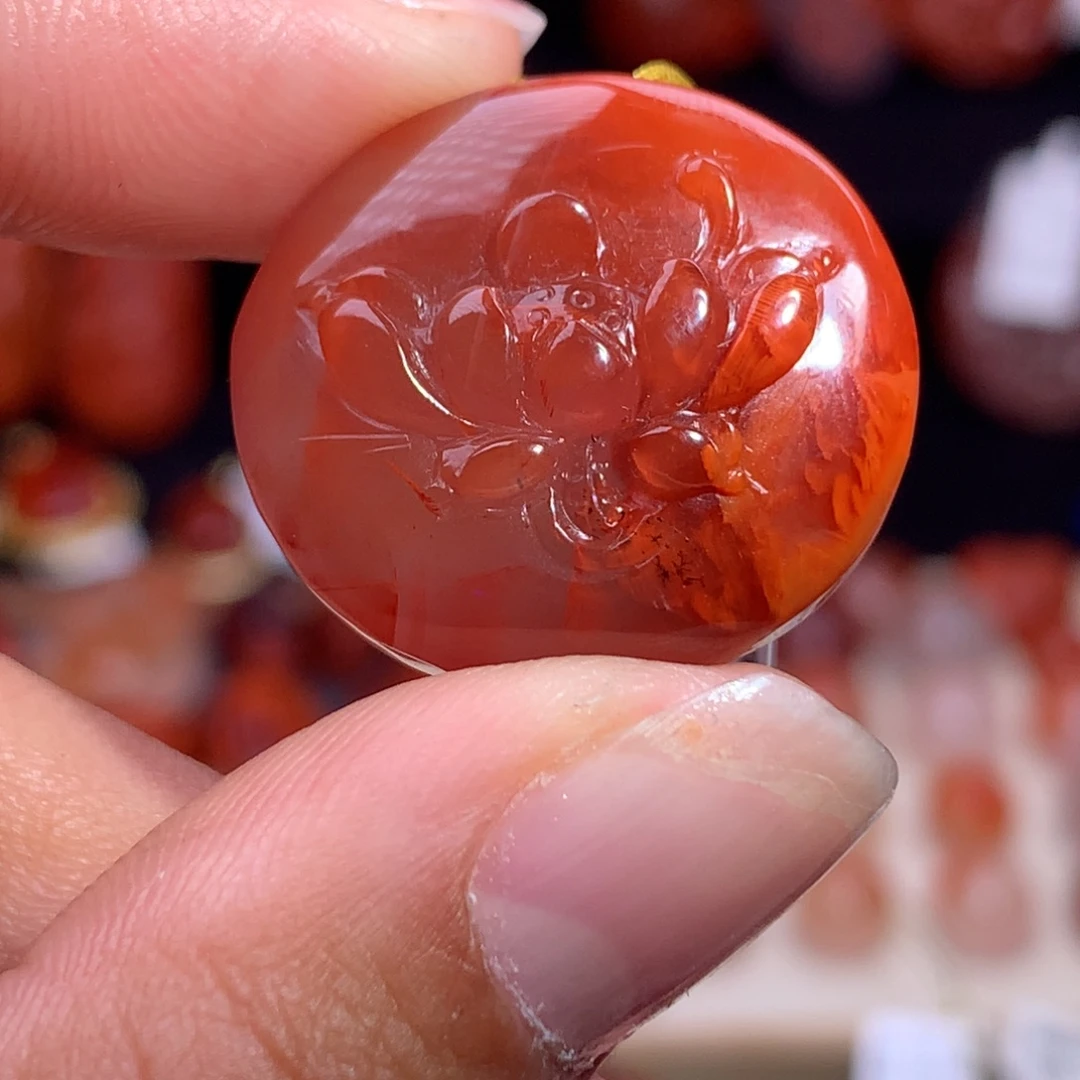 南红玛瑙未镶嵌珠宝半成品吊坠