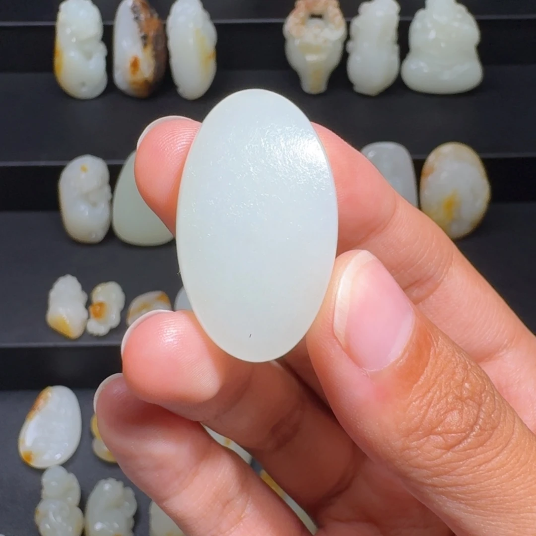 和田玉未镶嵌颈饰H***旎