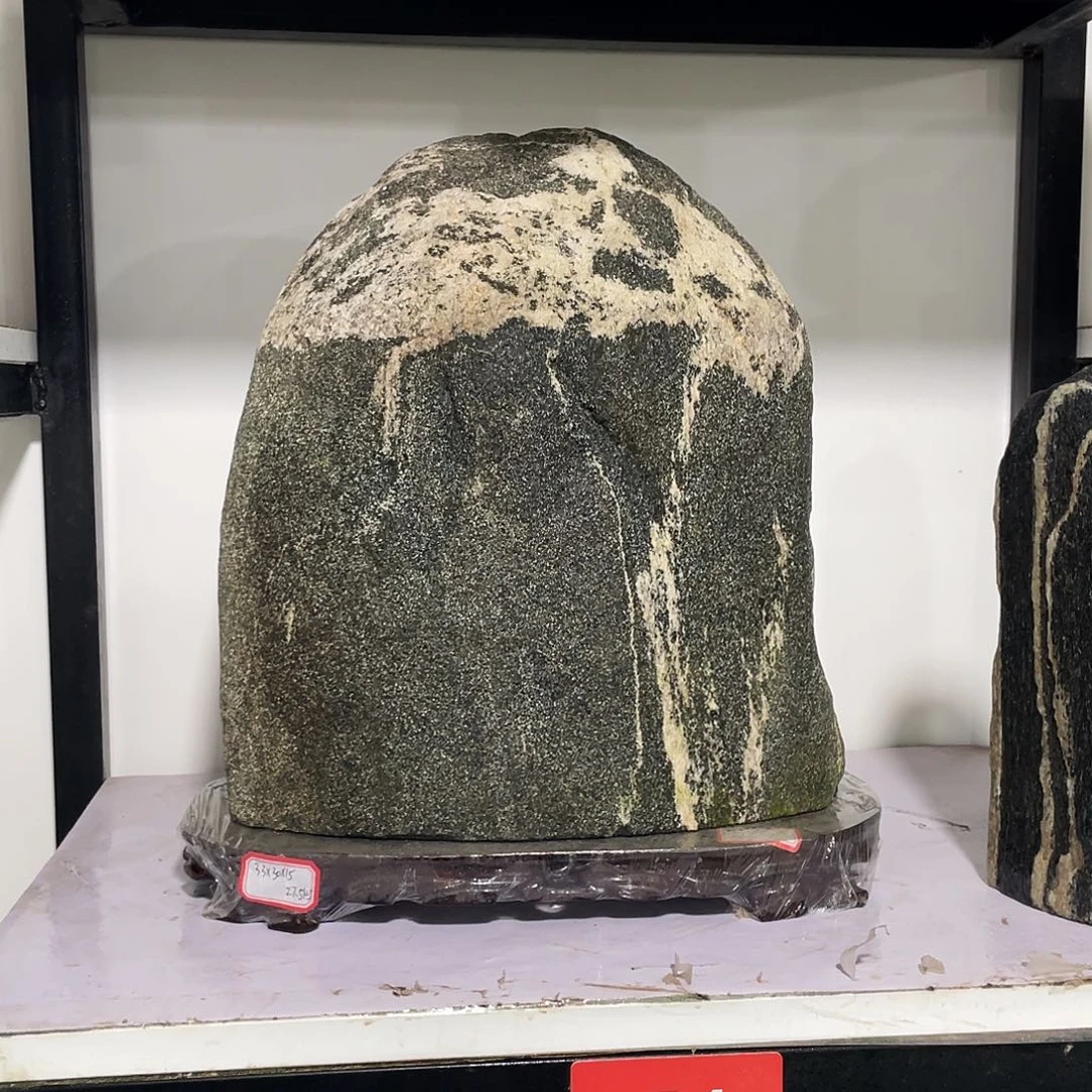 隐****石材靠山石平安石摆件