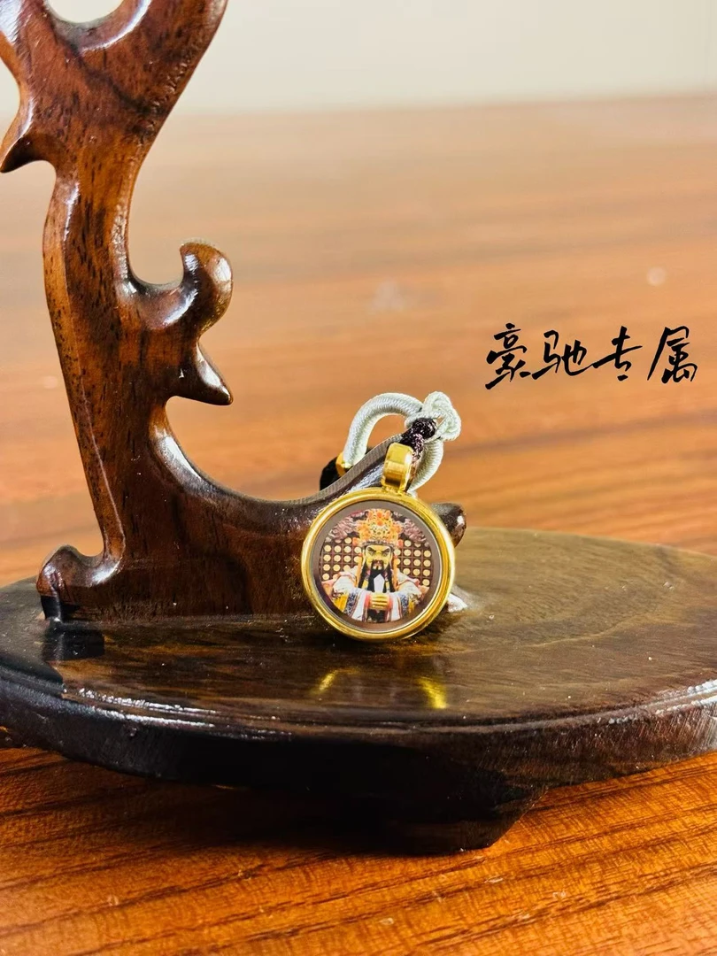 2025 【纵横四海】豪驰藏传 藏式圆牌吊坠