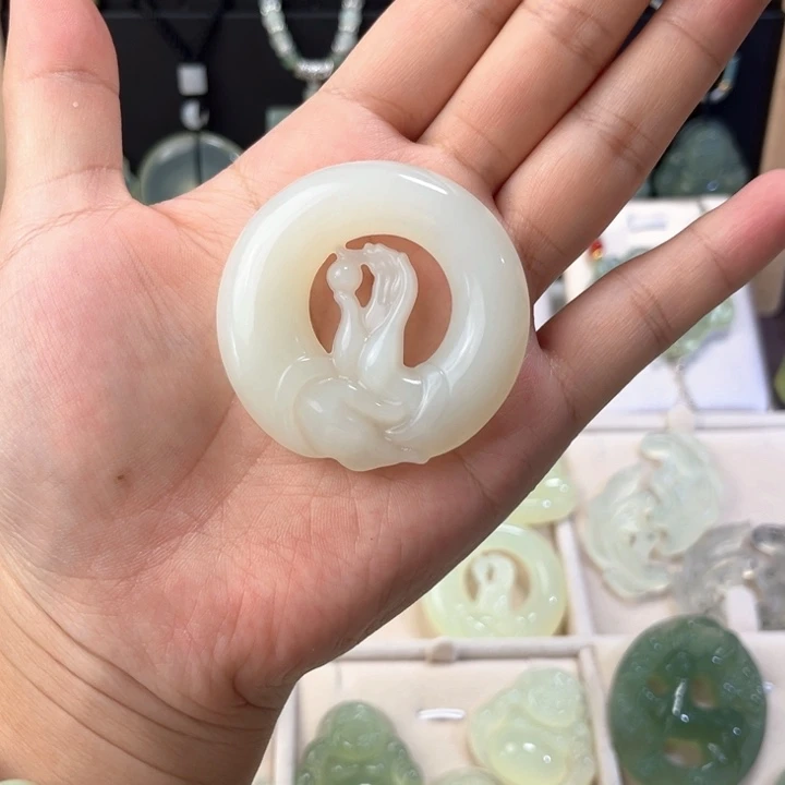 未镶嵌蛇纹石玉吊坠(赠链)50mm掌上明珠吊坠毛衣链