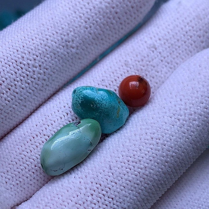 奇***君未镶嵌南红玛瑙珠宝奇石