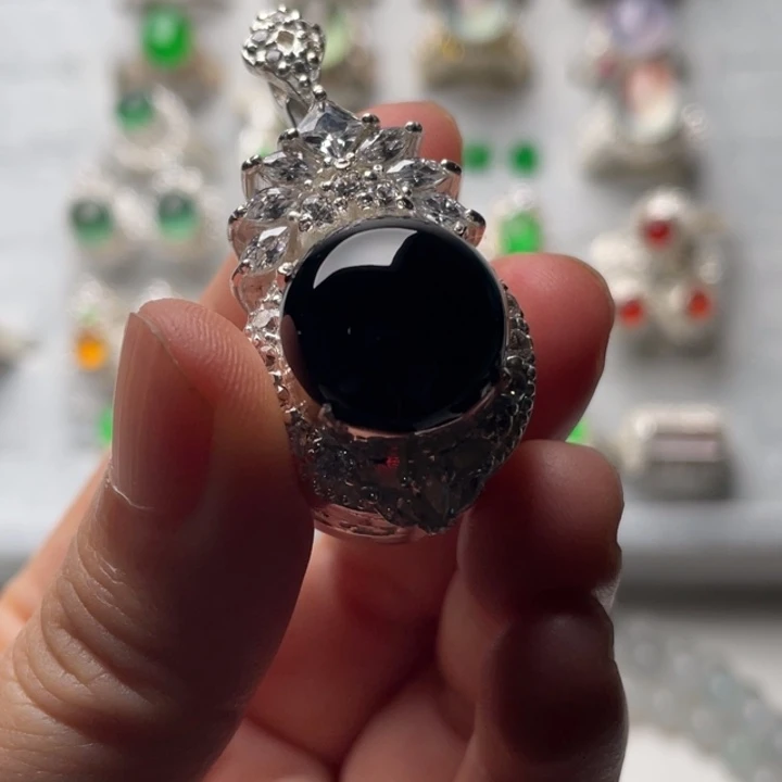 定制翡翠未镶嵌墨翠蛋面