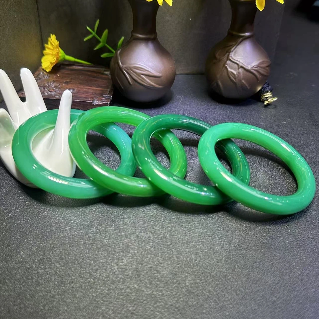 S1881【福嘟嘟】青碧芙蓉翠绿玛瑙手镯-多样性发一件圈口（53-60）